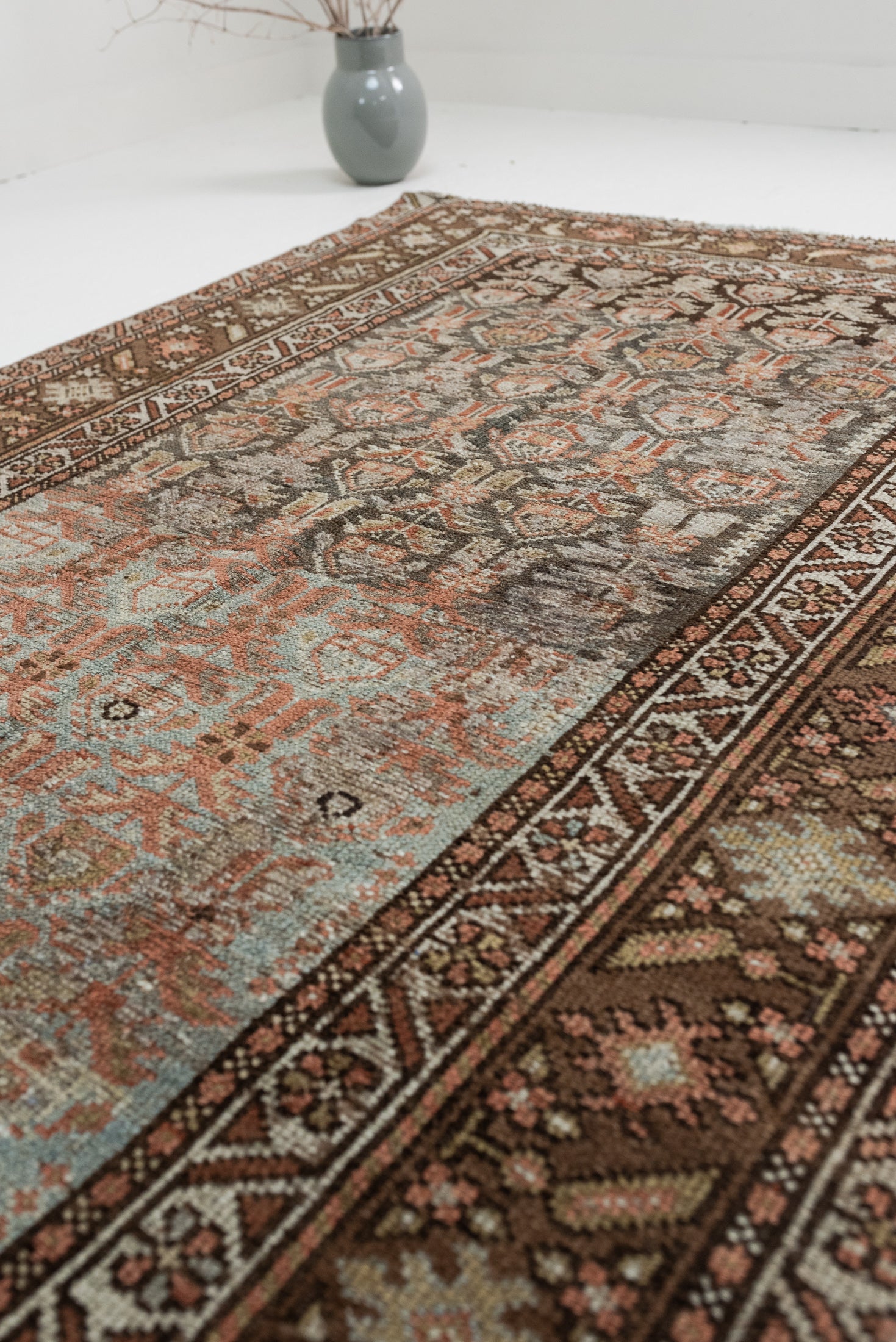 3&#39;9 x 9&#39;8 | Wide Malayer Runner | Designers R-2910