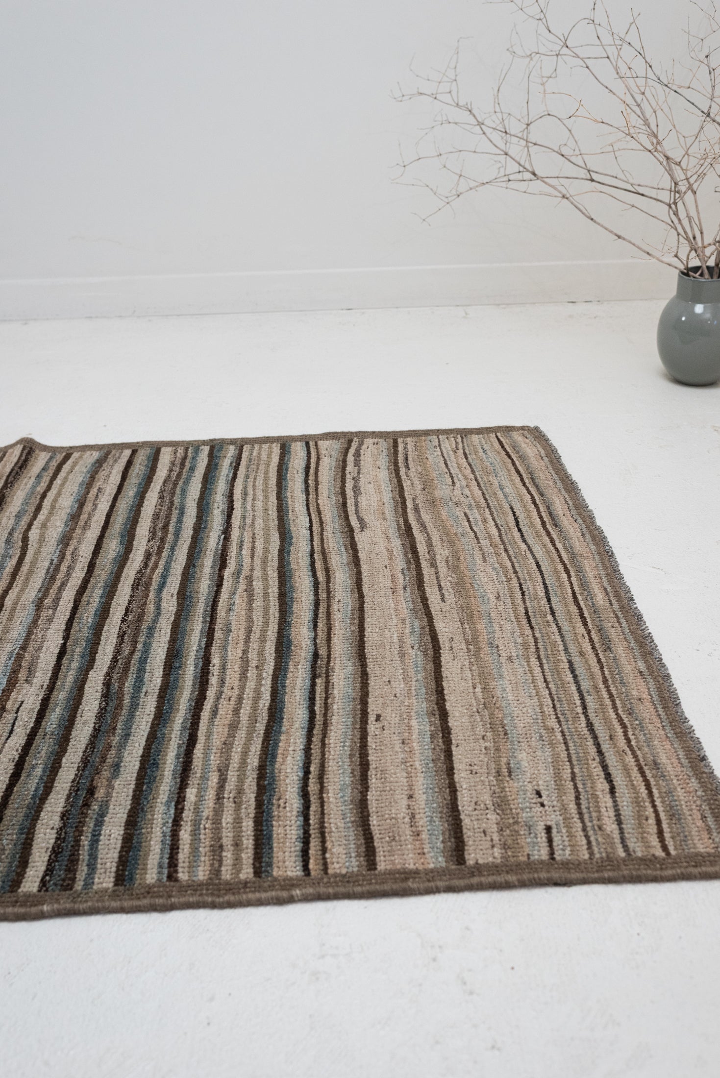 3&#39;5 x 5&#39;10 | Small Striped Gabbeh Rug | G-3752
