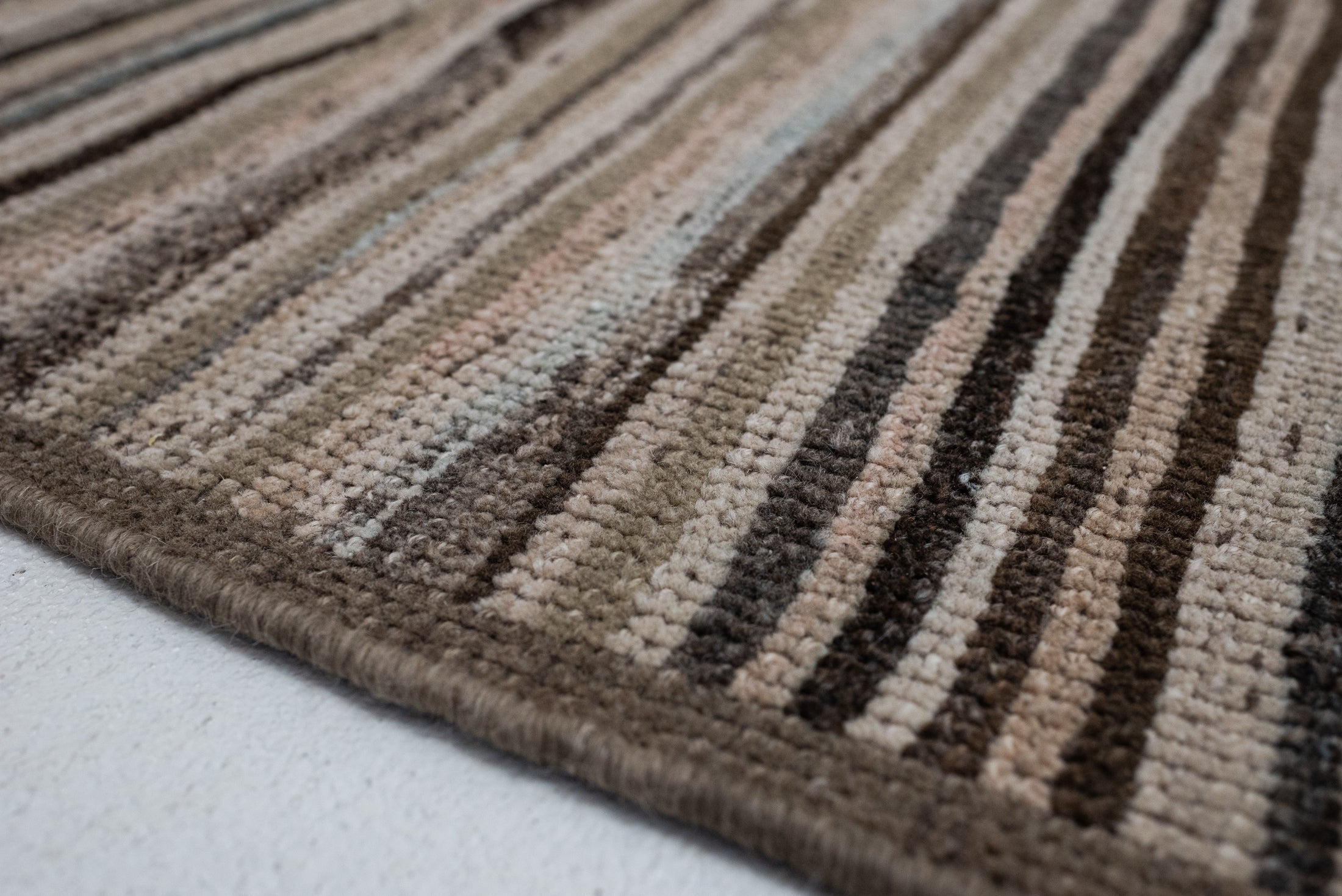 3&#39;5 x 5&#39;10 | Small Striped Gabbeh Rug | G-3752