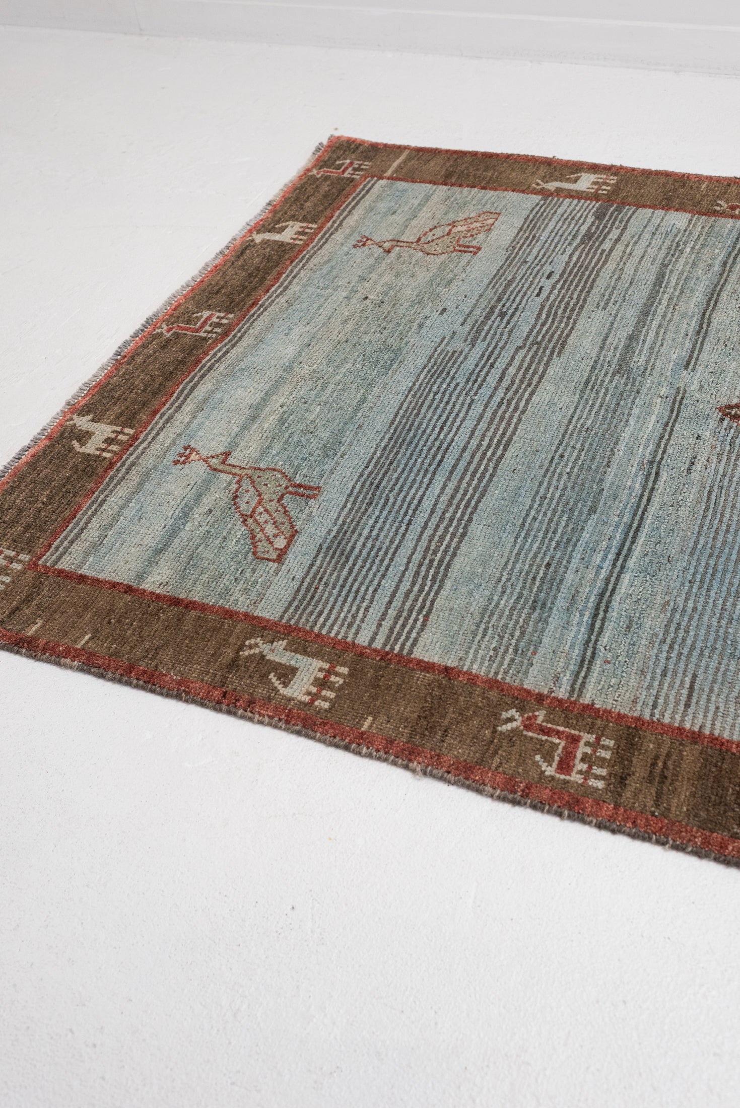 4&#39;6 x 6&#39;10 | Vintage Peacock Gabbeh Rug | G-3783