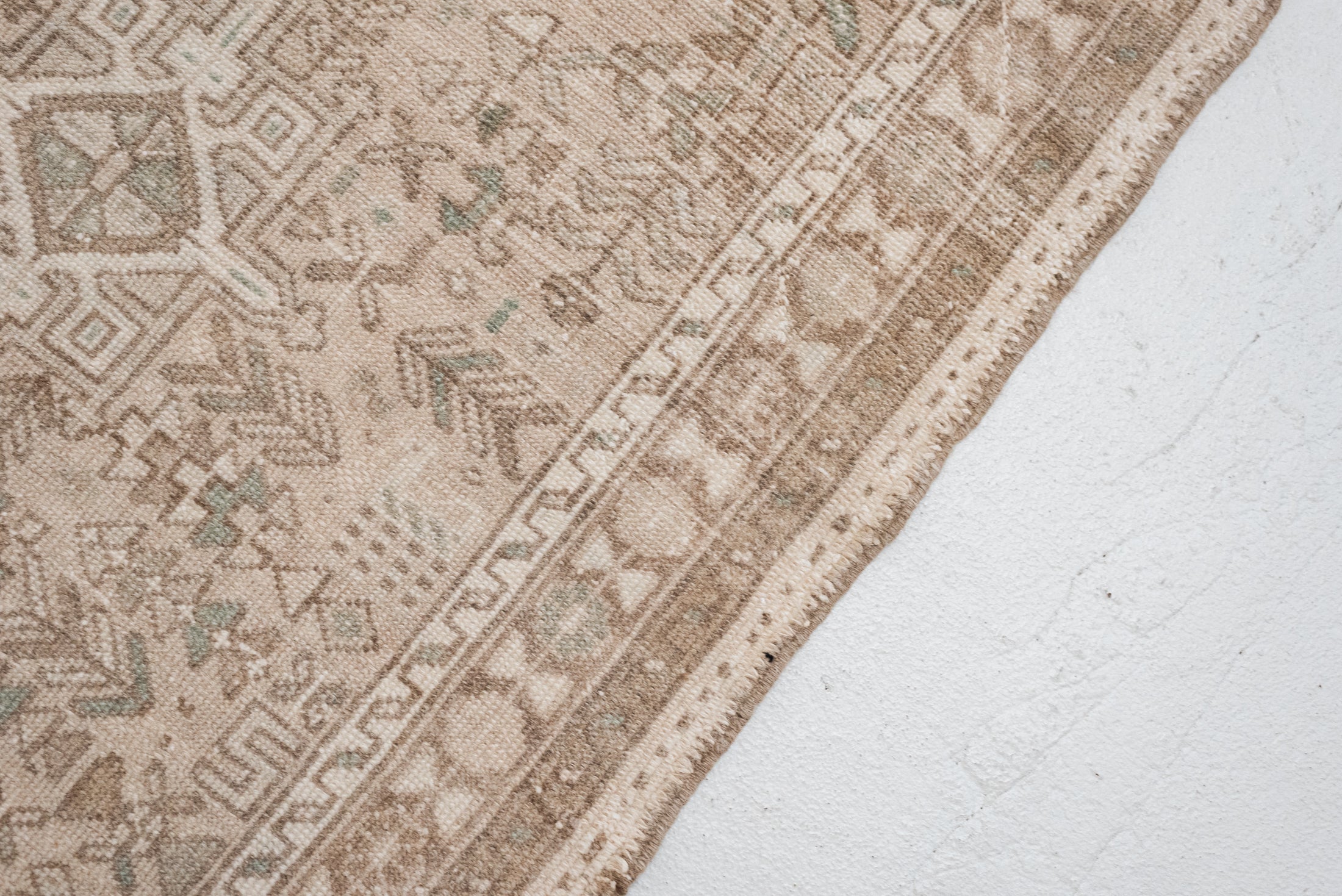 2&#39;7 x 7&#39;3 | CE-R-3337