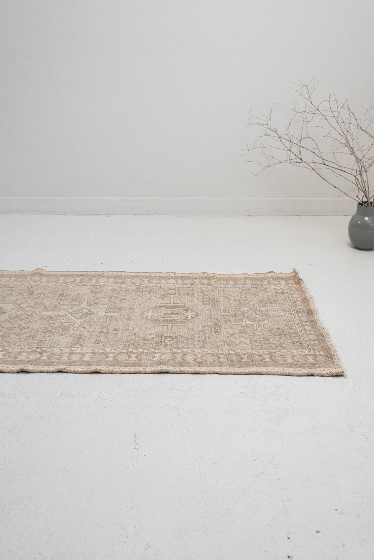 2&#39;7 x 7&#39;3 | CE-R-3337