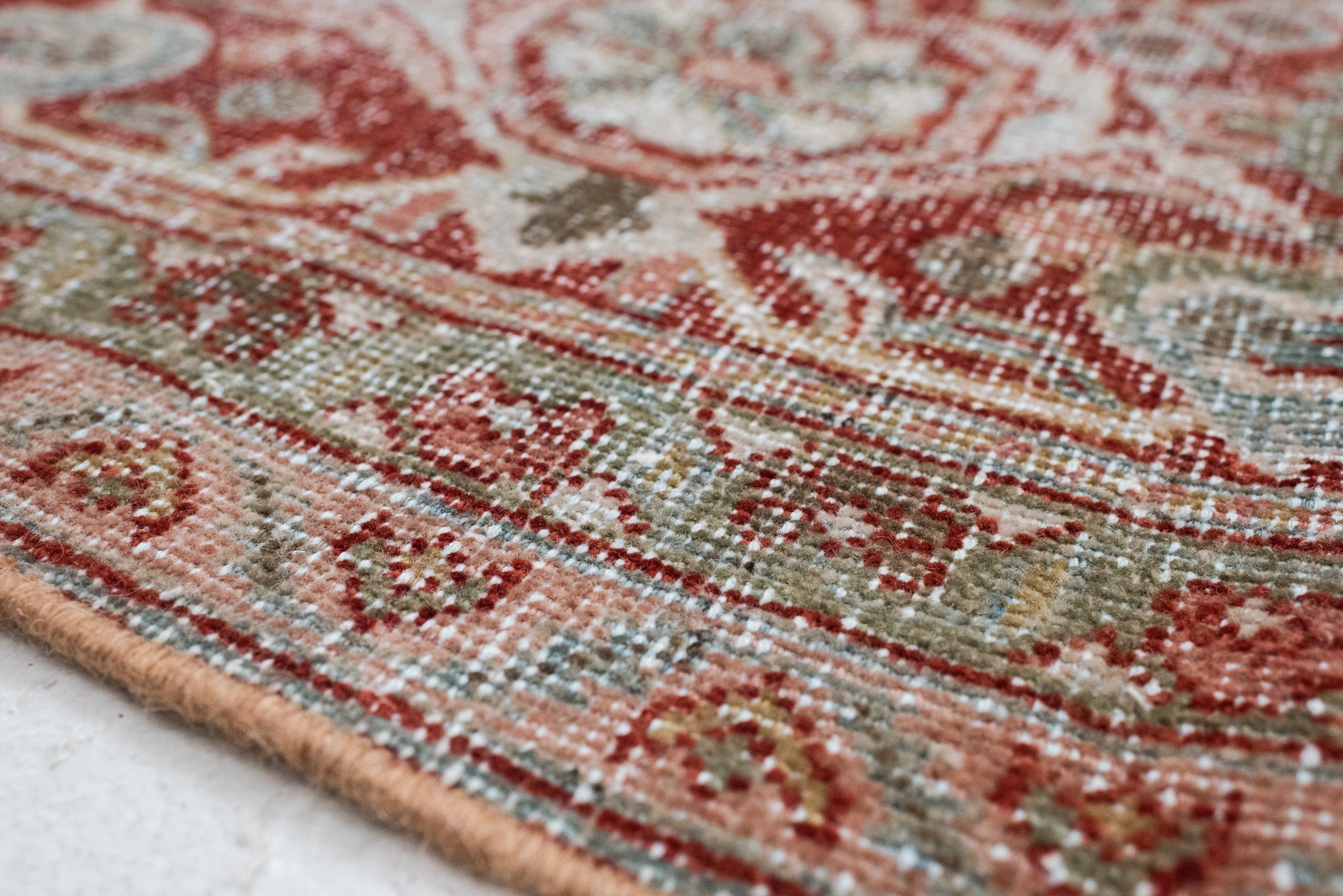 10&#39;7 x 13&#39;4 | Beautiful Oversized Vintage Mahal | Designers L-087