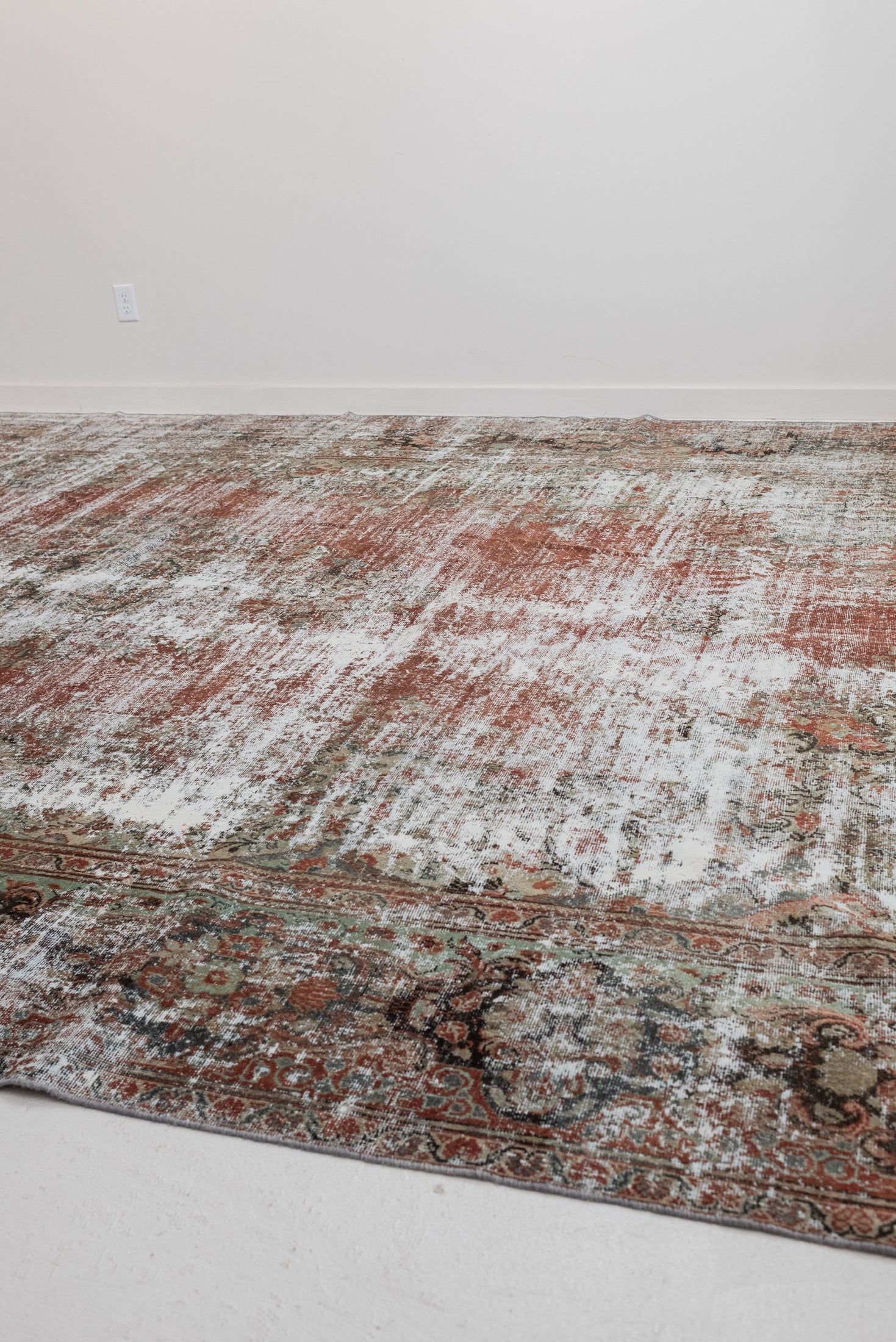 10&#39;2 x 17&#39;2 | Oversized Vintage Tabriz | CE-L-3393