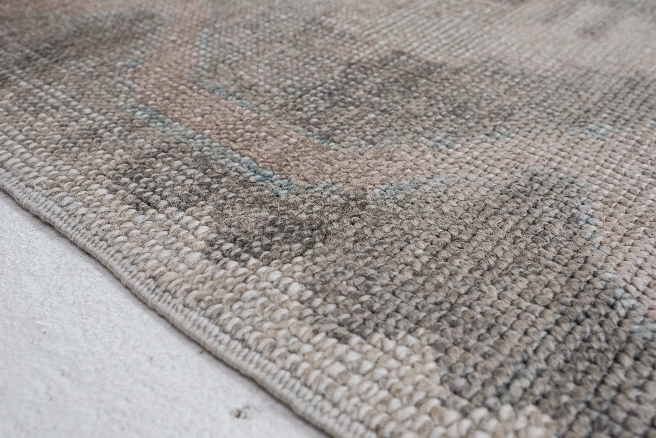 8'11 x 11'10 | CK-L-3769