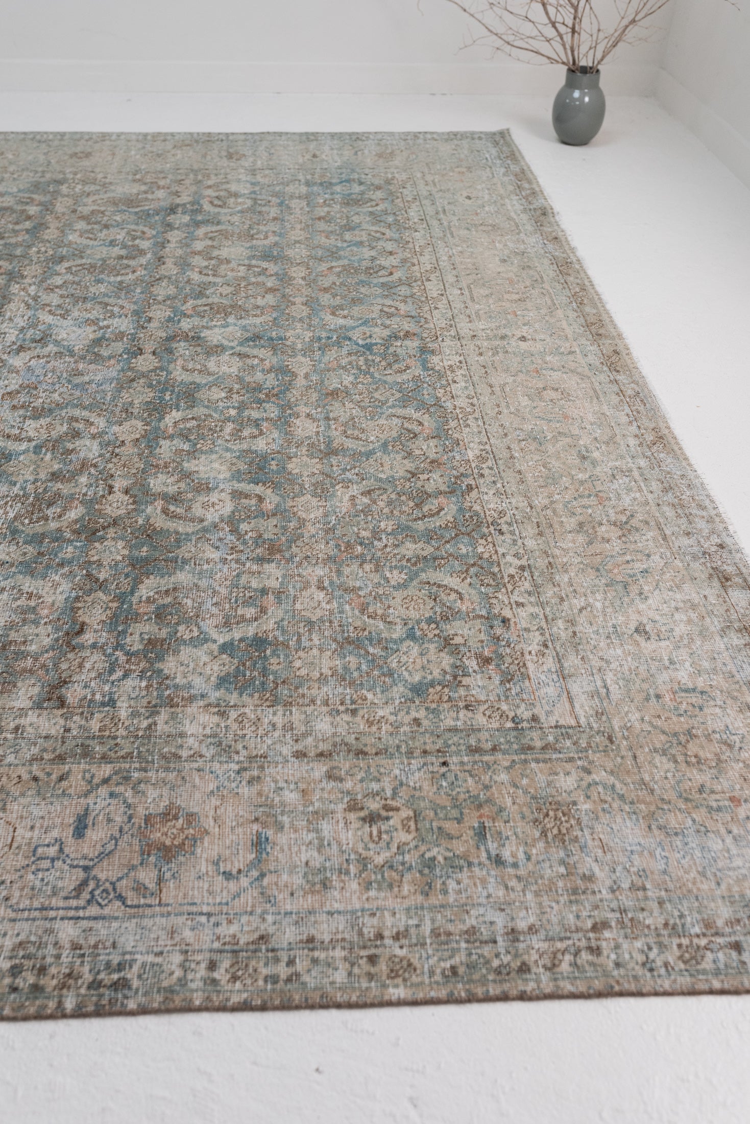 Hold | KS | 9&#39;1 x 12&#39;4 | Beautiful Blue Extra Large Vintage Rug | L-2912