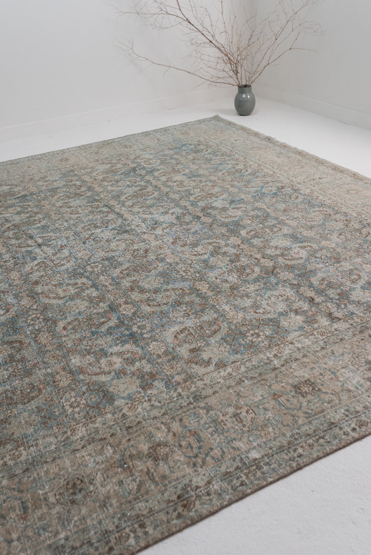 Hold | KS | 9&#39;1 x 12&#39;4 | Beautiful Blue Extra Large Vintage Rug | L-2912