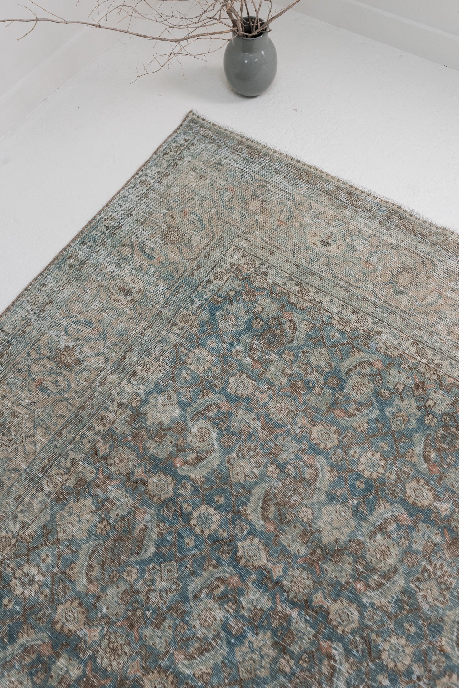 Hold | KS | 9&#39;1 x 12&#39;4 | Beautiful Blue Extra Large Vintage Rug | L-2912