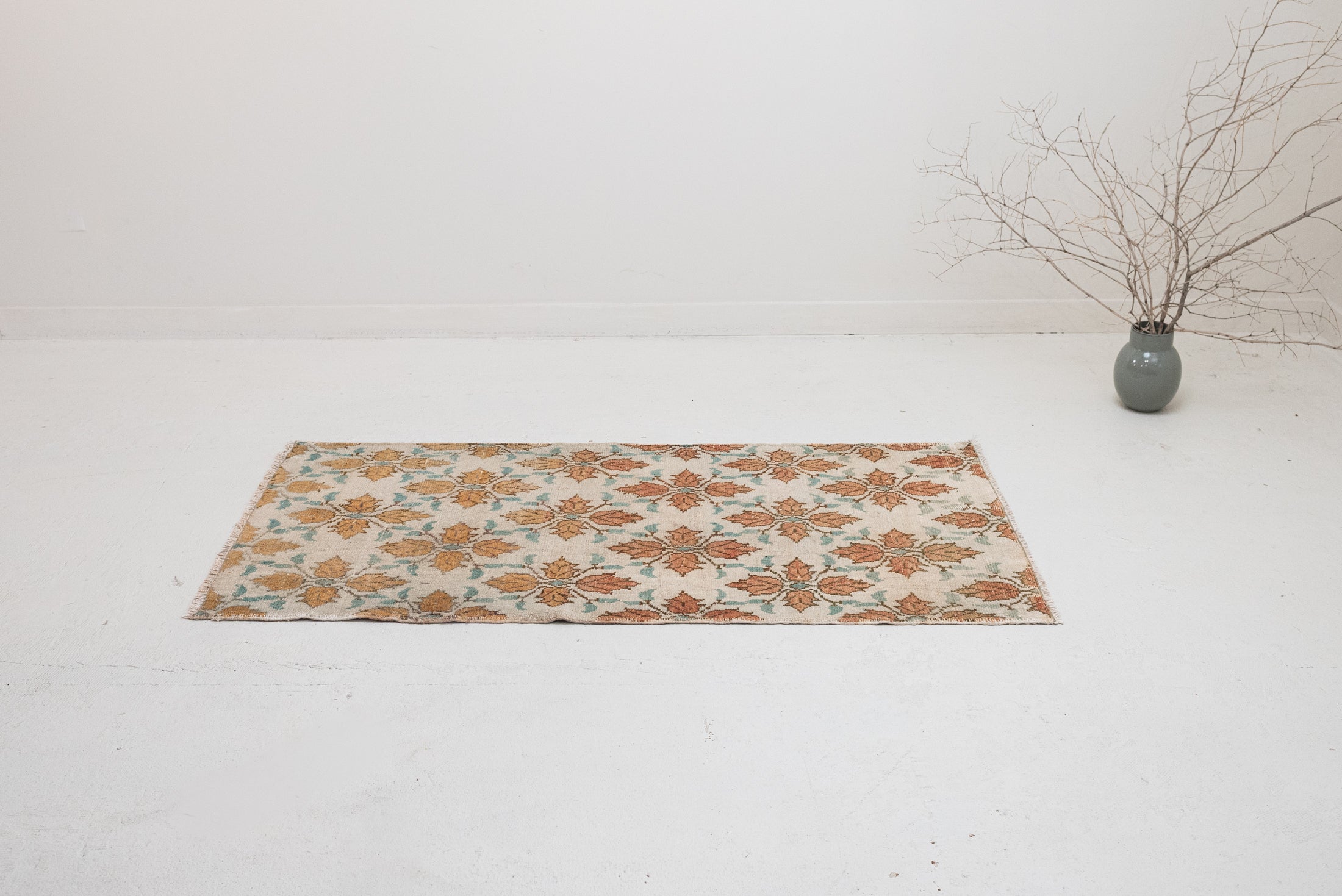 2&#39;8 x 5&#39;3 | W-3530