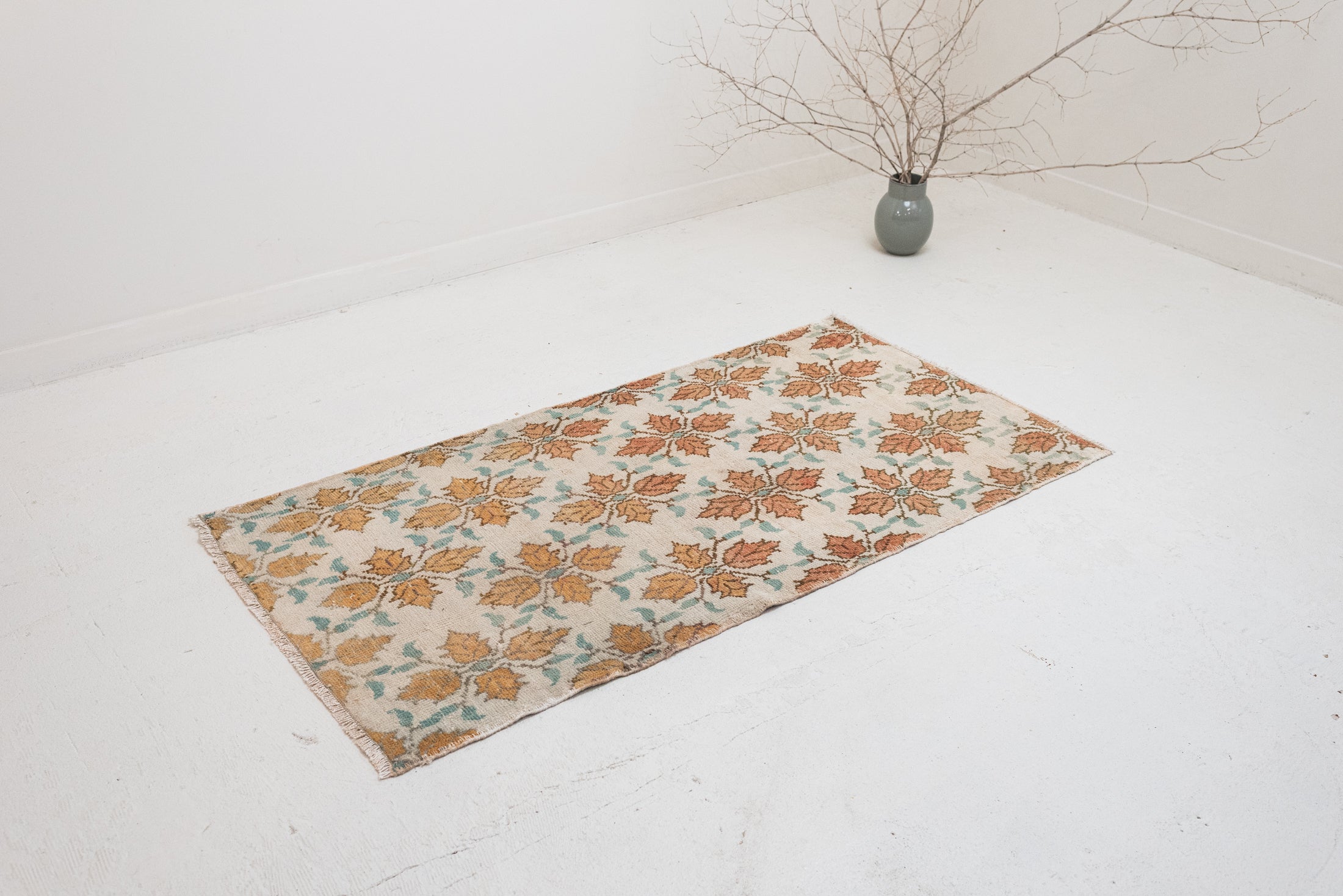 2&#39;8 x 5&#39;3 | W-3530