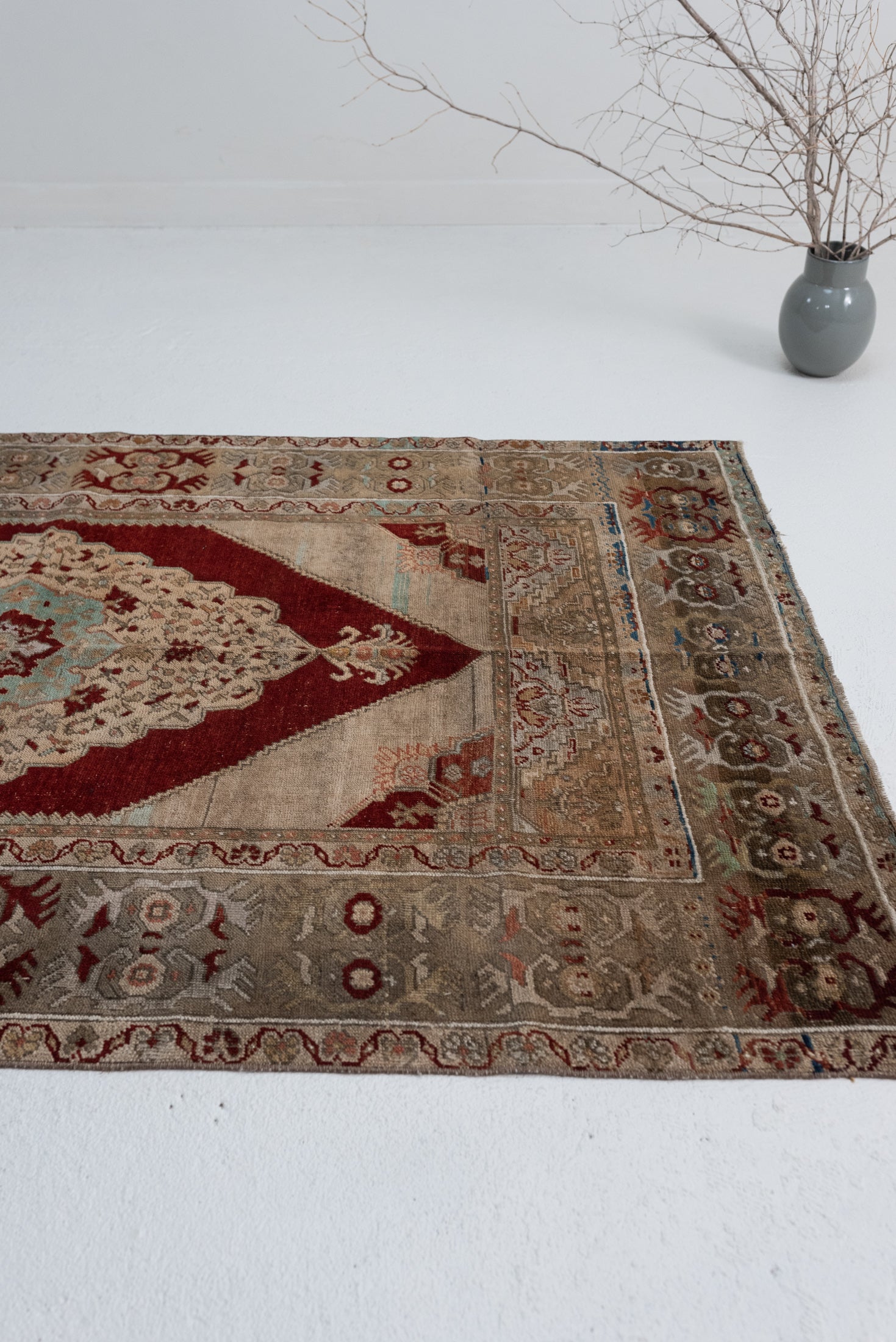 3&#39;10 x 6&#39;5 | Rare Antique Medallion Rug | W-2913