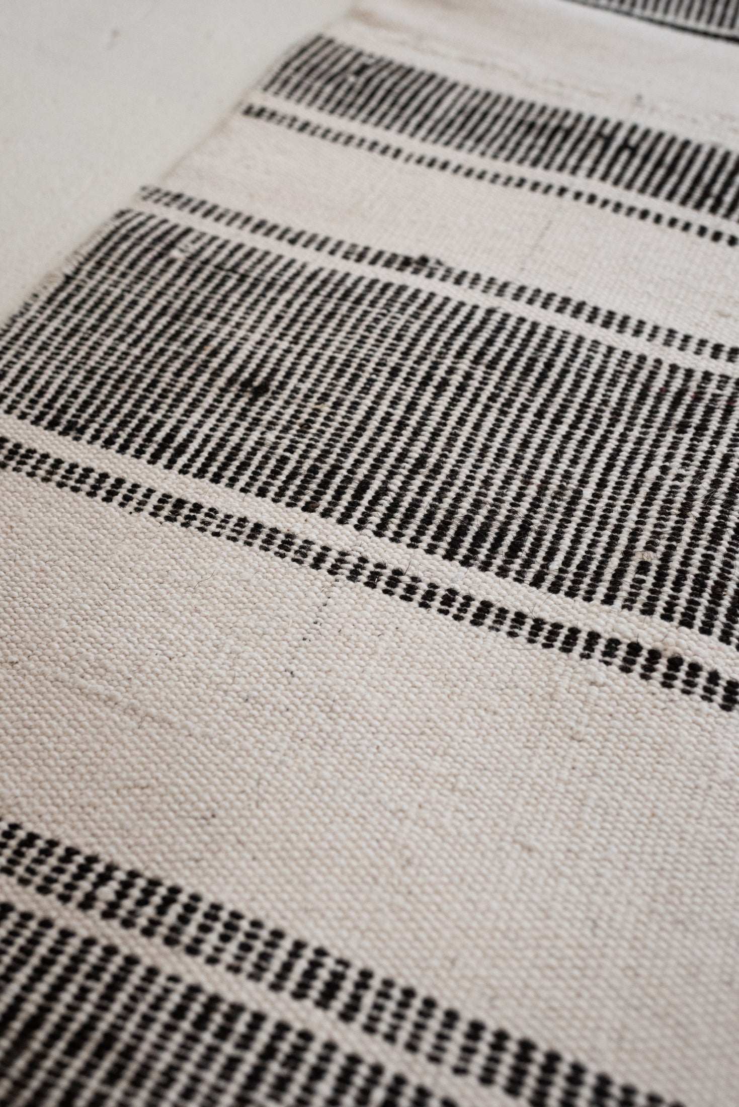 9&#39;8 x 12&#39;0 | Extra Large Vintage Kilim Rug | CE-L-3417