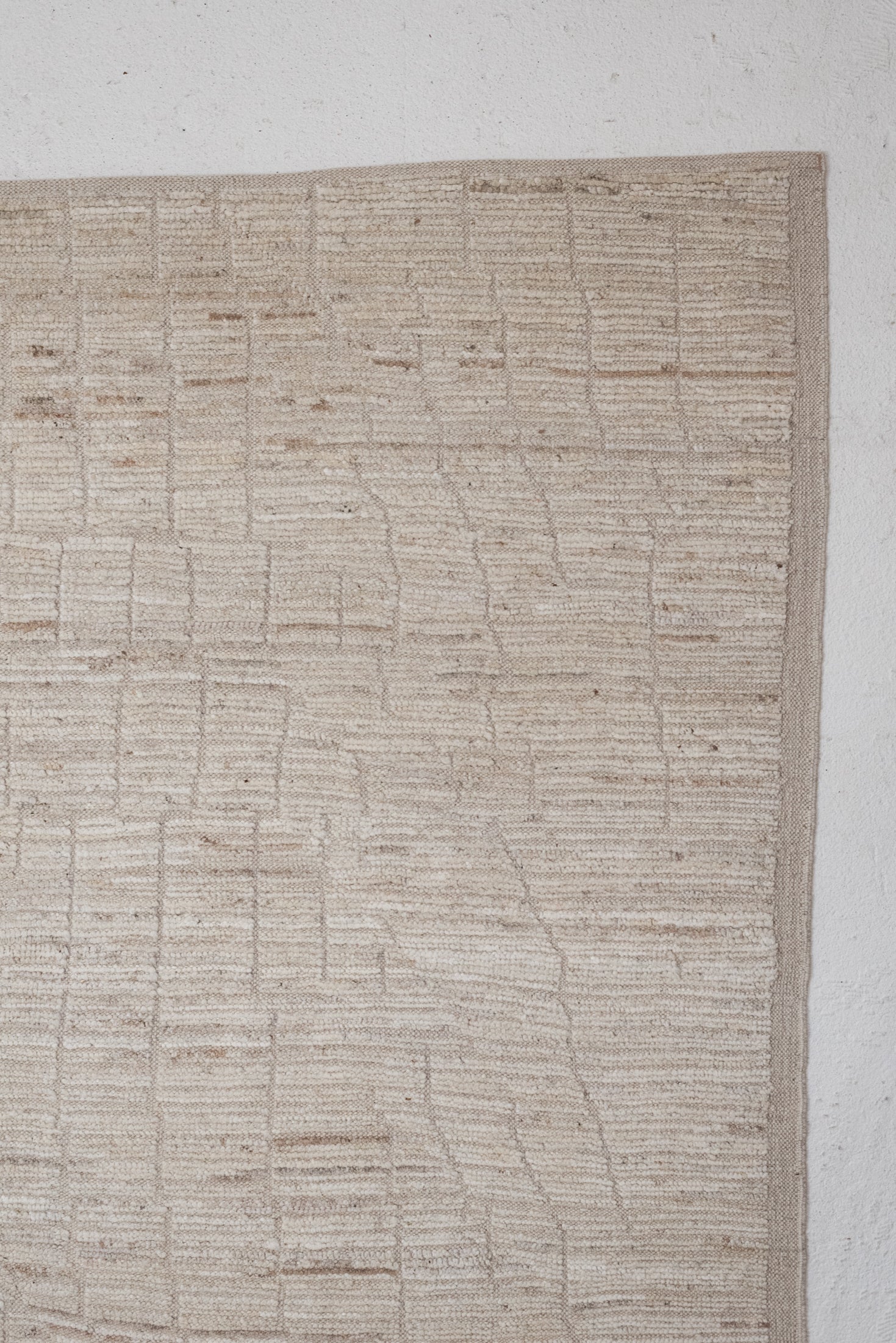 10&#39;7 x 13&#39;8 | Extra Large Neutral Tulu | CE-L-3399