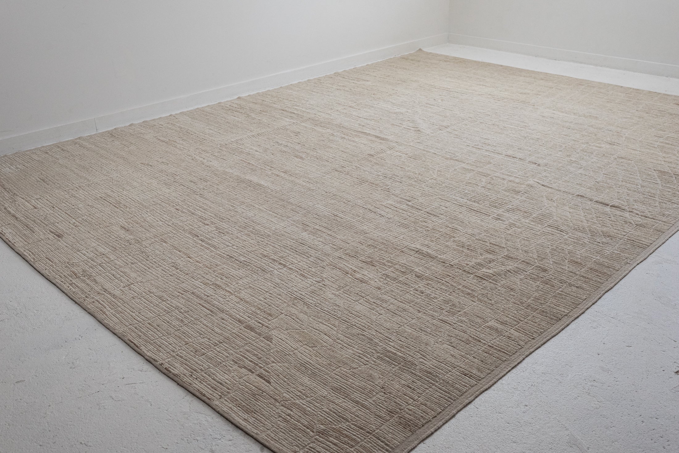 10&#39;7 x 13&#39;8 | Extra Large Neutral Tulu | CE-L-3399