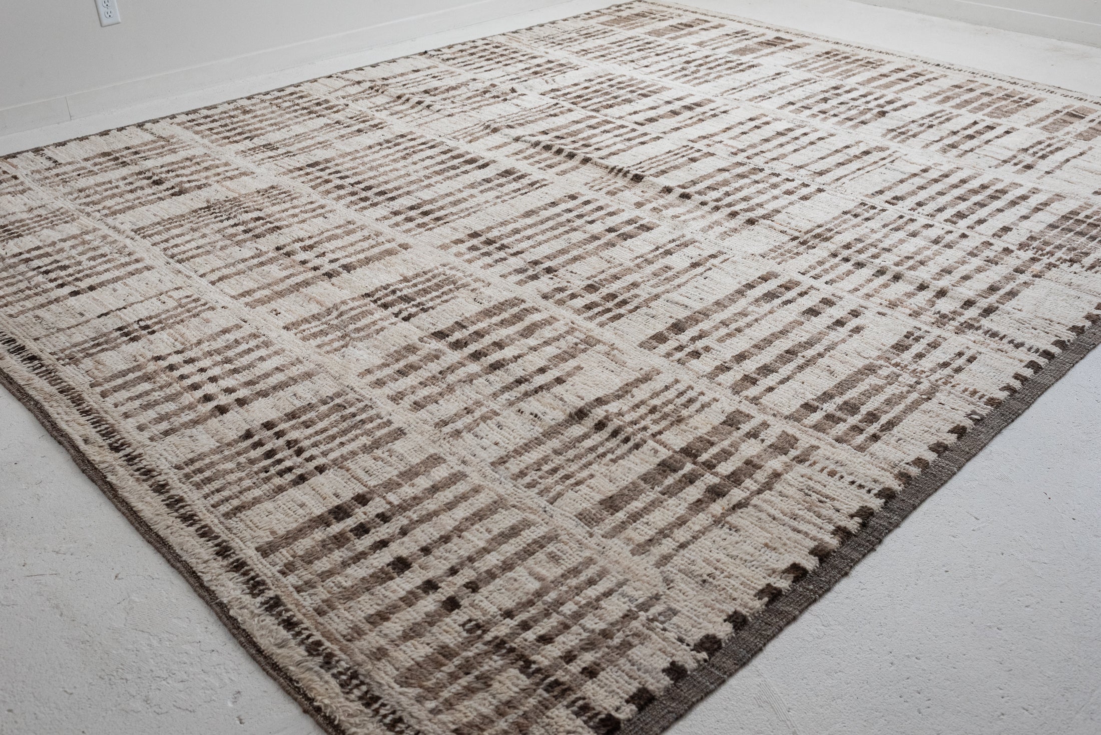 10&#39;4 x 12&#39;8 | Extra Large Soft Tulu | CE-L-3400