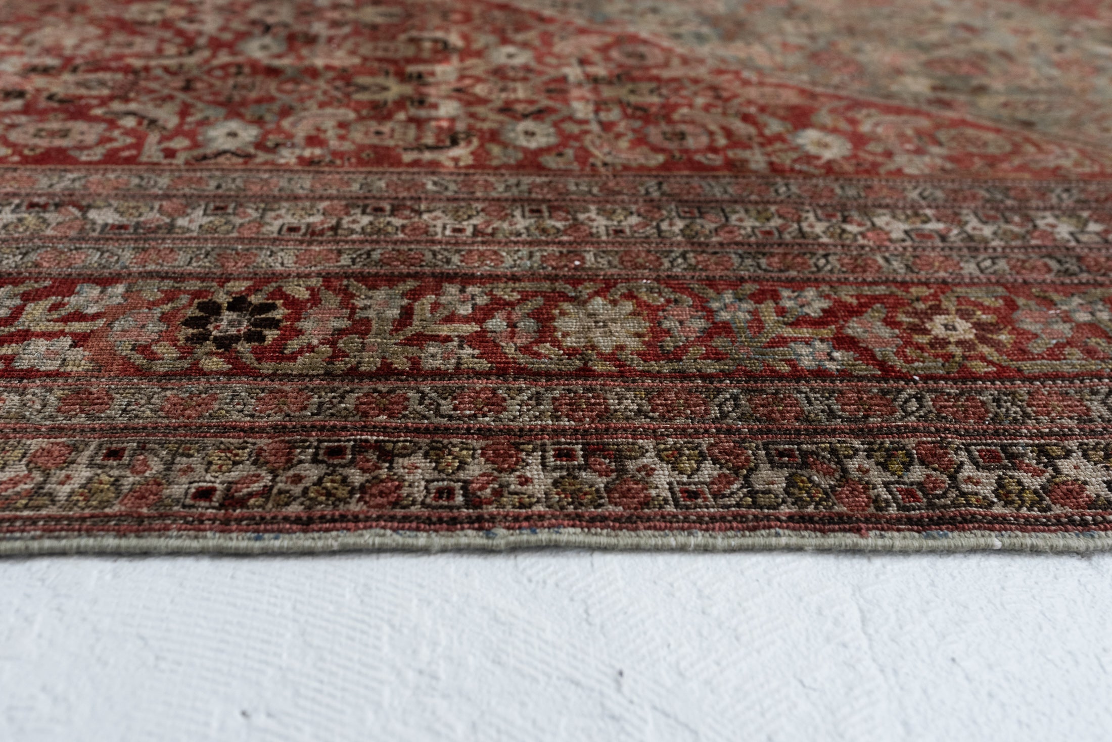 7&#39;3 x 11&#39;3 | Red Vintage Large Rug | CE-E-2905