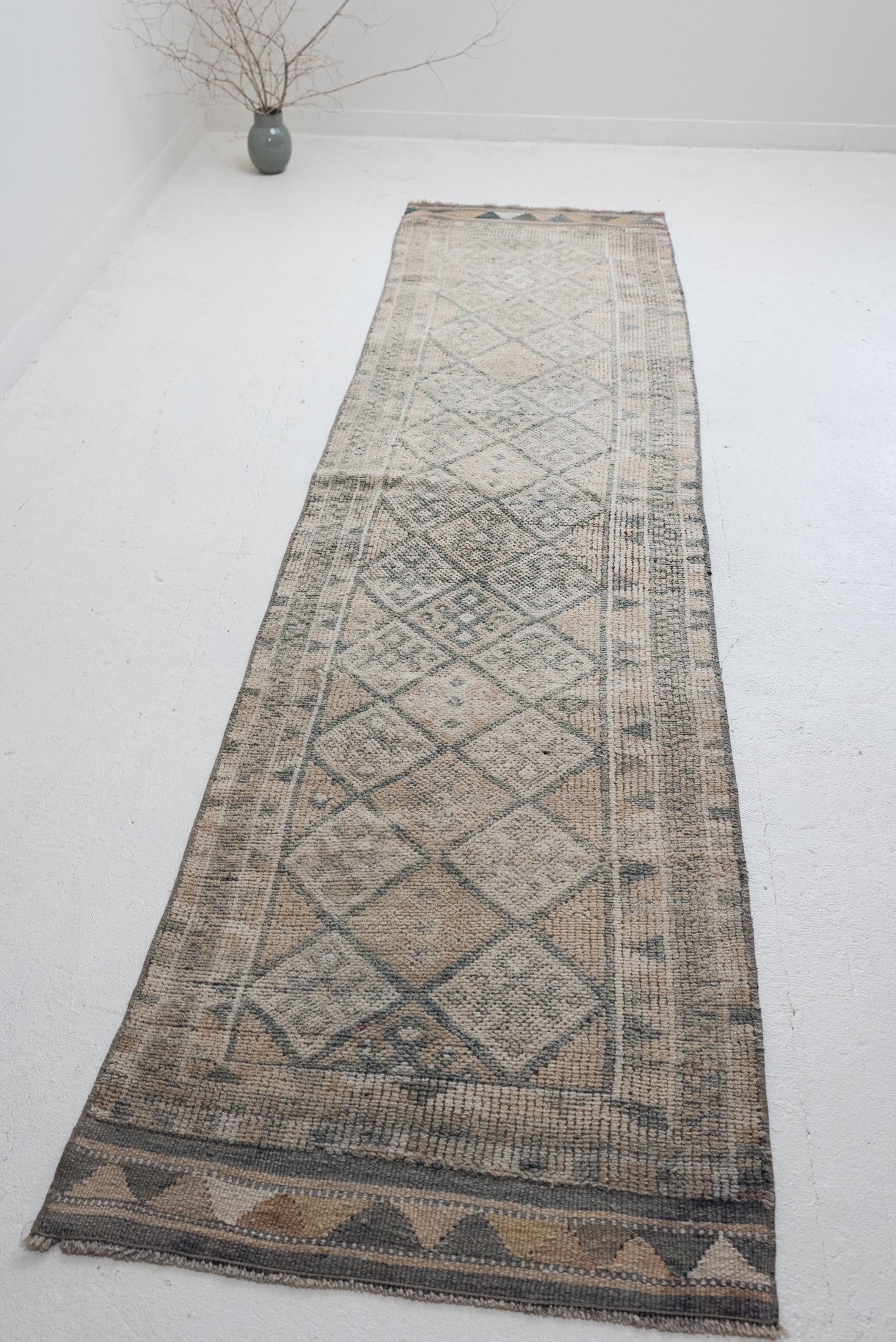 2&#39;10 x 12&#39;2 | R-3507