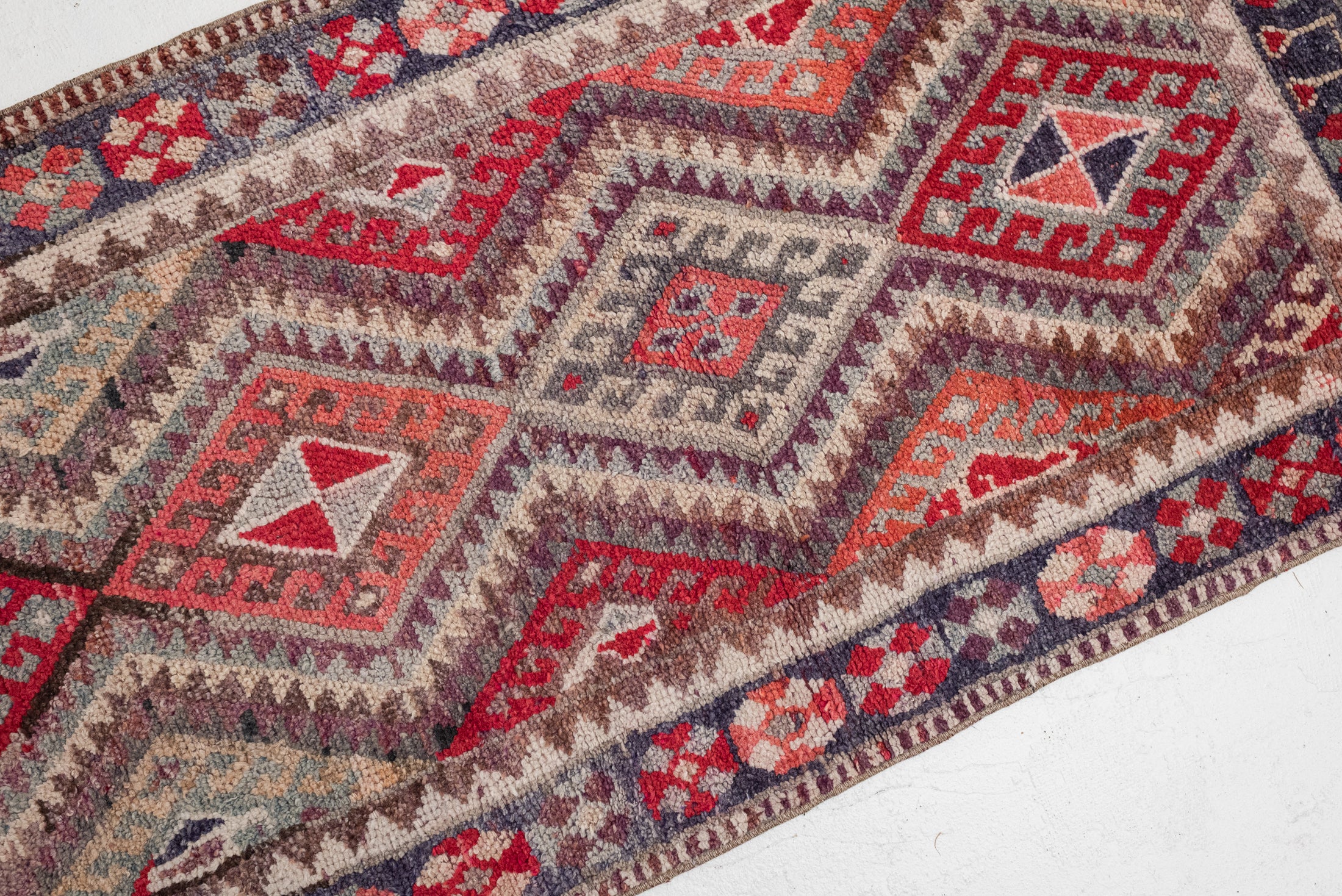 2&#39;10 x 9&#39;10 | Colorful Vintage Runner | R-3519