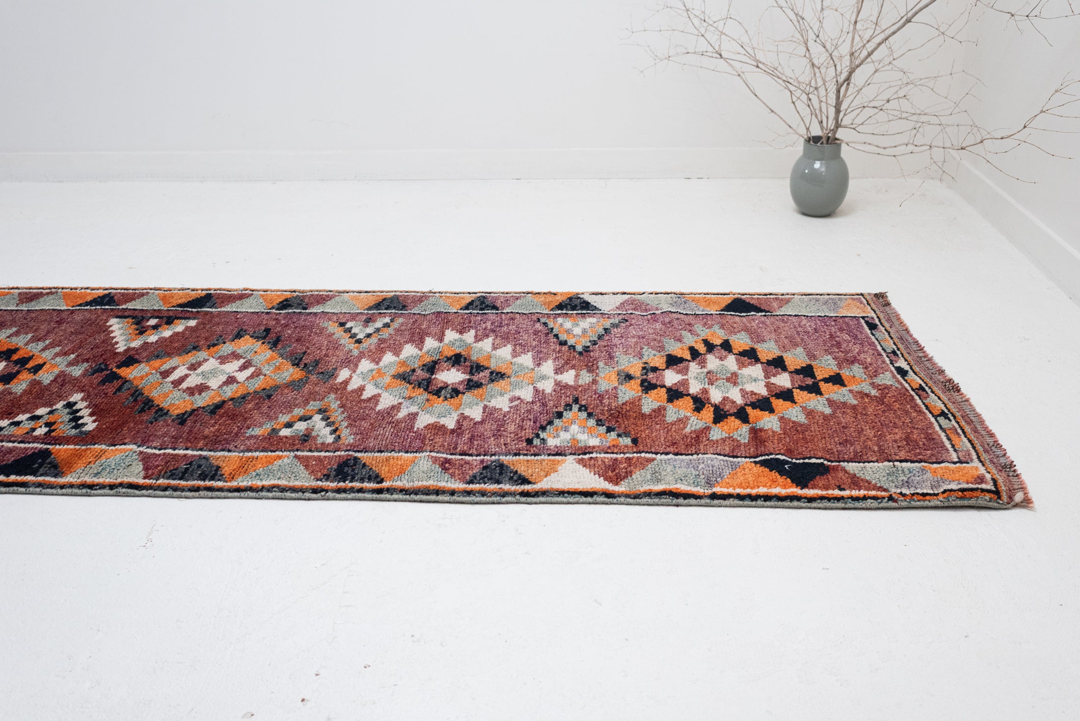 2&#39;11 x 14&#39;2 | R-3512