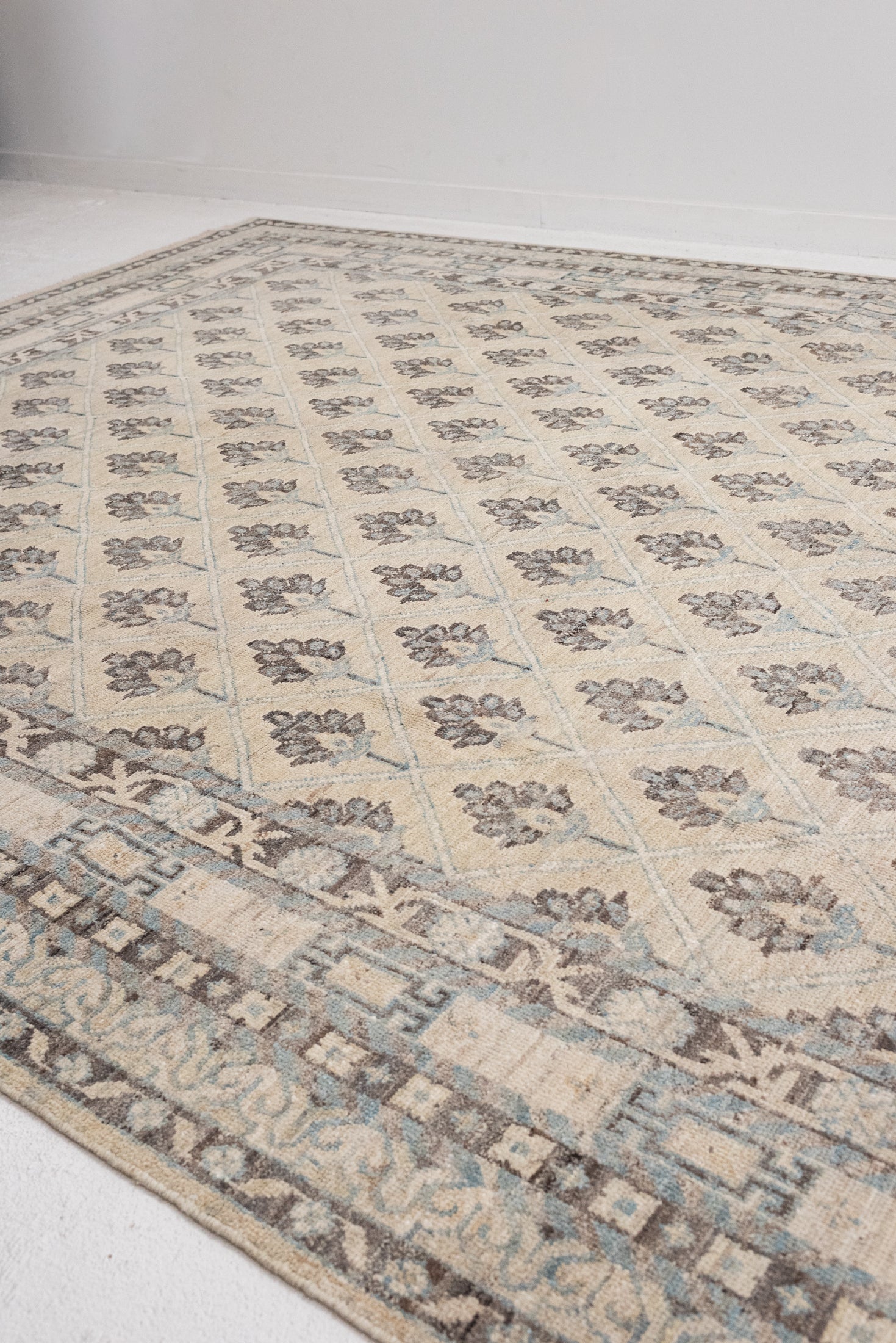 8&#39;7 x 12&#39;2 | CE-L-3411