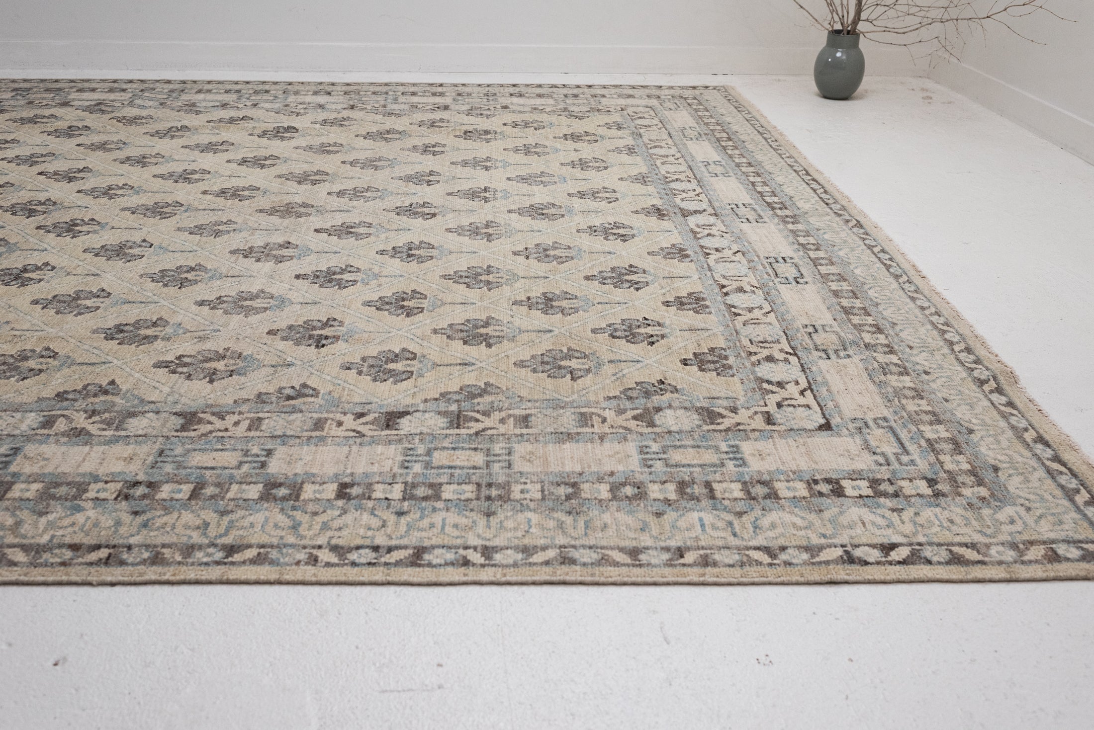 8&#39;7 x 12&#39;2 | CE-L-3411