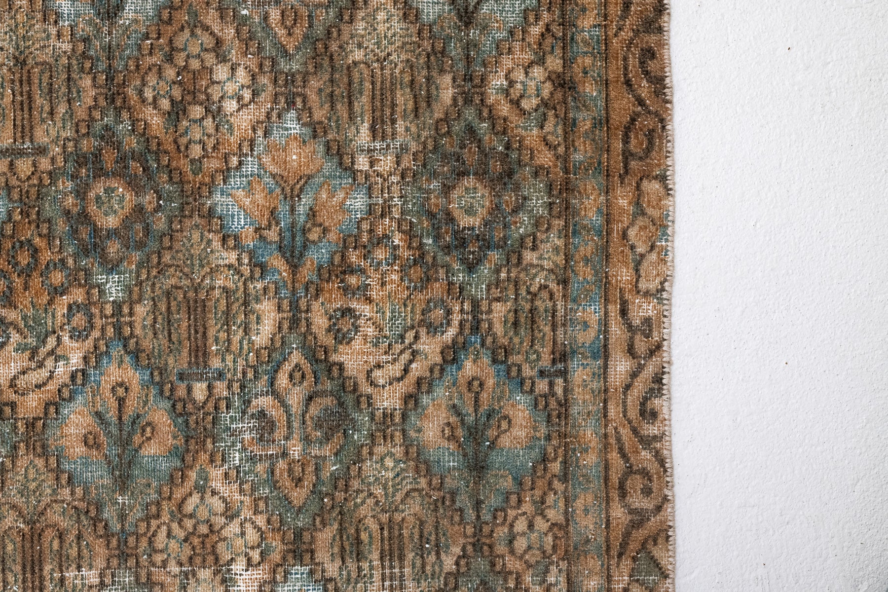 3&#39;7 x 6&#39;4 | Antique Hamedan | W-2163