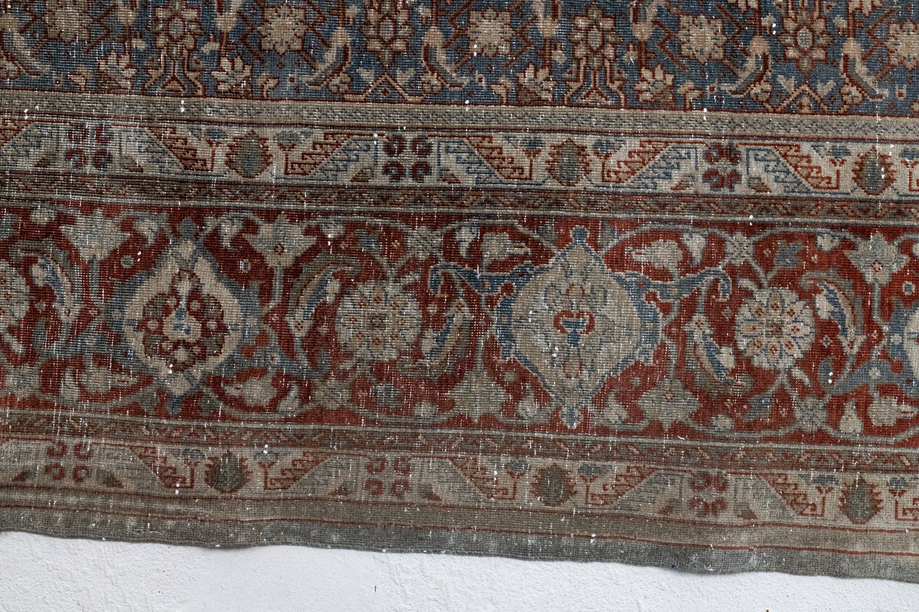 7&#39;11 x 11&#39; | Antique Tabriz | L-2298