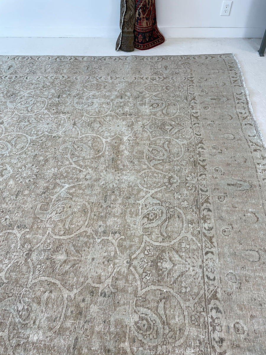 Designers L-1005 | 12'3 x 9'6