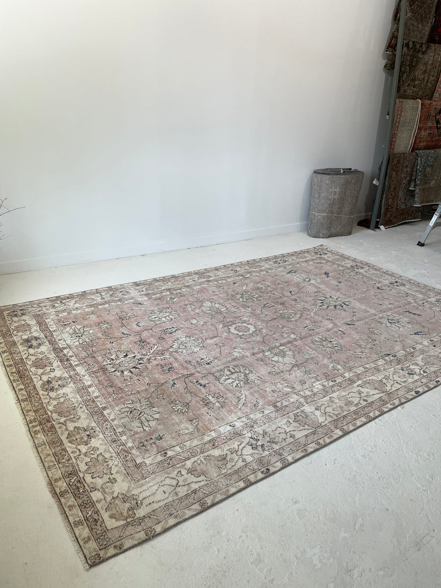 S-1031 | 10’1 x 6’7