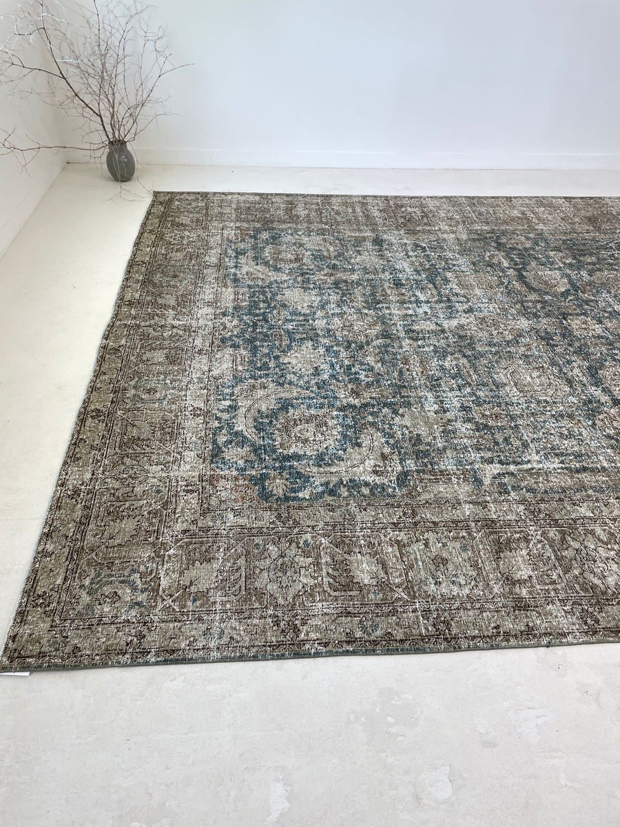 Designers G-1004 | 12'6 x 9'3