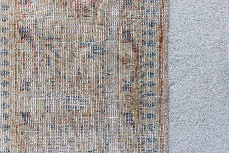 No. H632 | 11'1 x 8