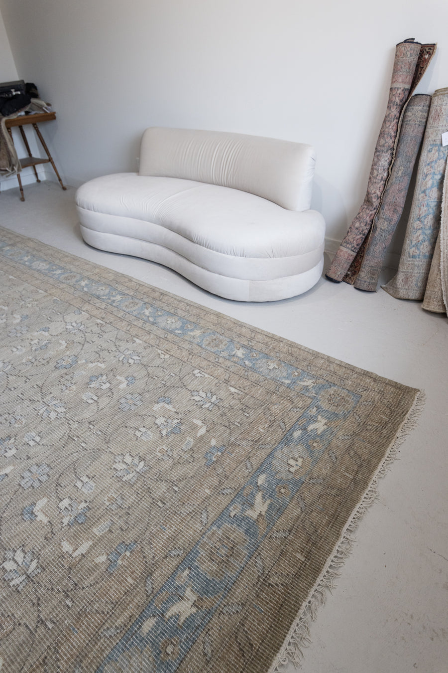Kathrina | 12'6 x 9'5 | Available in Custom Sizes