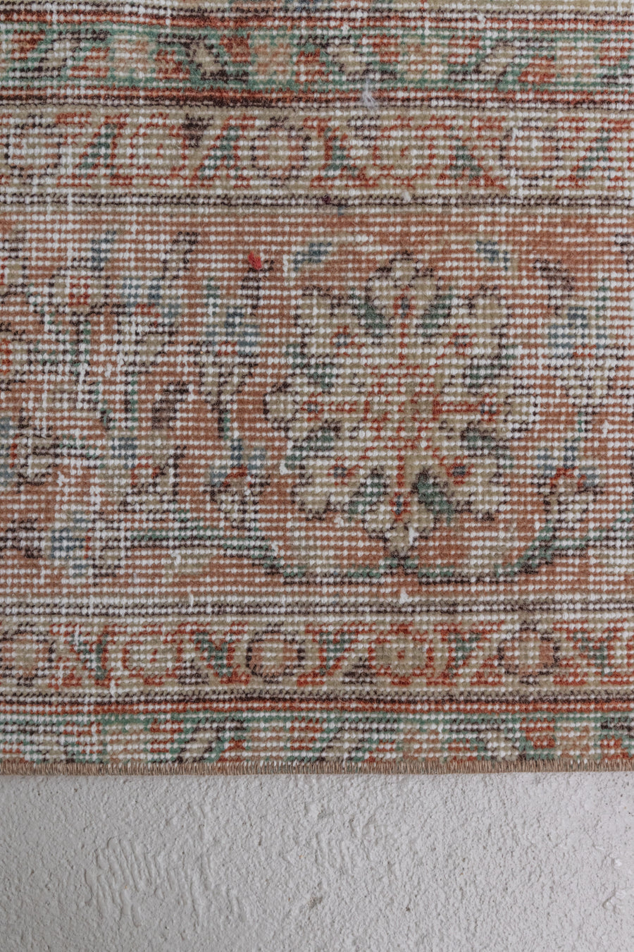 HOLD No. D592 | 10 x 6'11