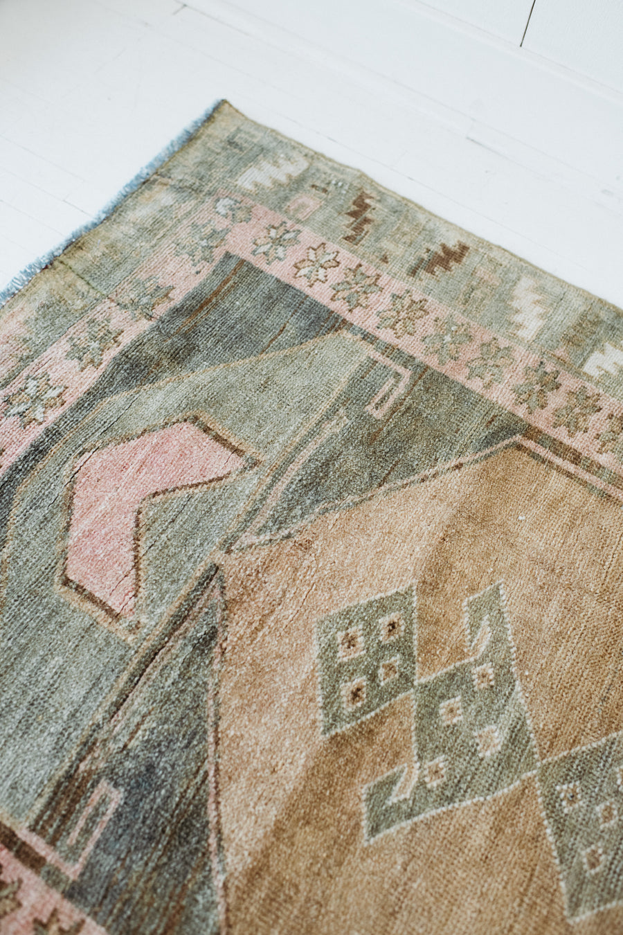 Designer's 006 | RUNNER | 7 x 3'2